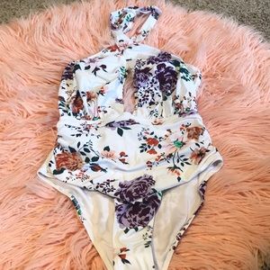 One piece Floral swimsuit